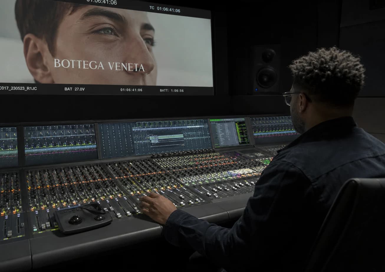 Scopes audio et mesure loudness orientée diffusion streaming pour mastering vidéo IA