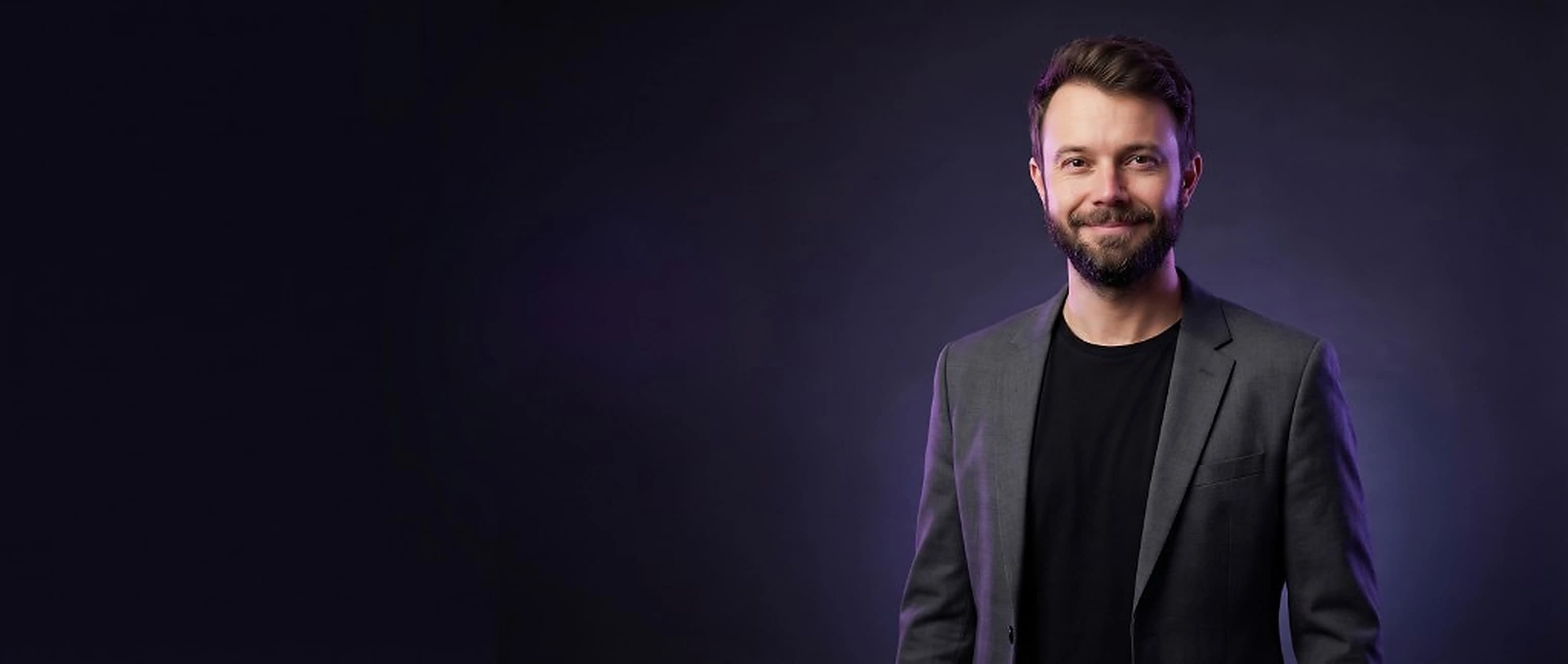 Frank Houbre, formateur IA, réalisateur IA et créateur vidéo